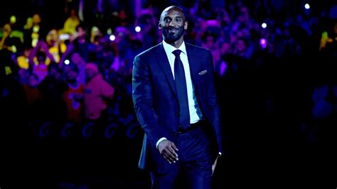 kobe bryant gruesome photos|A deputy allegedly showed off gruesome Kobe Bryant。